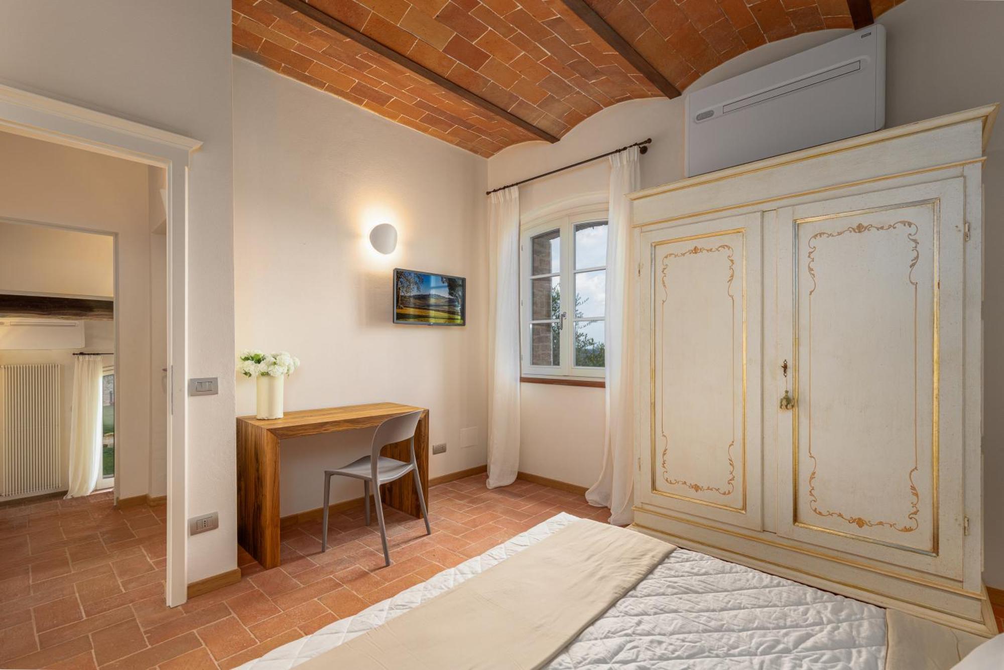 סן ג'ימיניאנו Il Castro Luxury Apartments מראה חיצוני תמונה