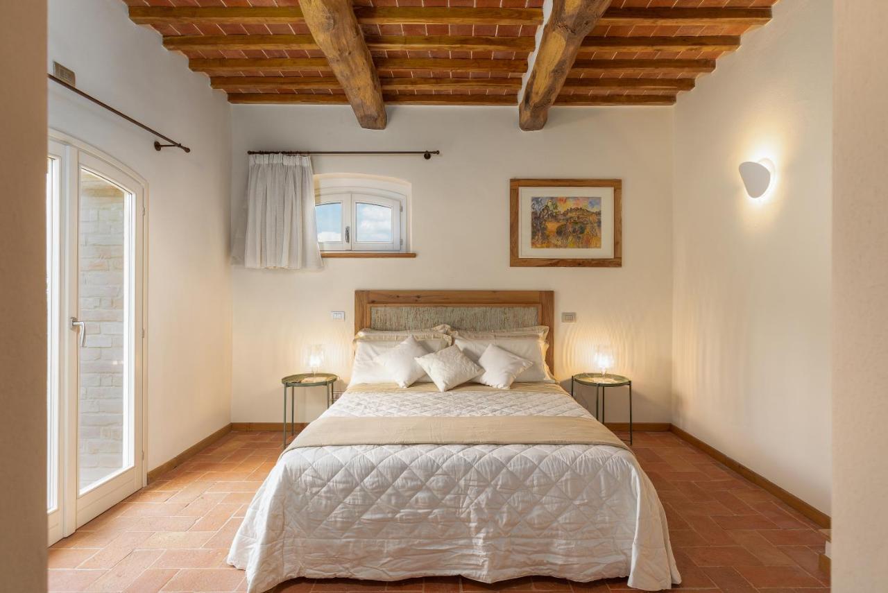סן ג'ימיניאנו Il Castro Luxury Apartments מראה חיצוני תמונה
